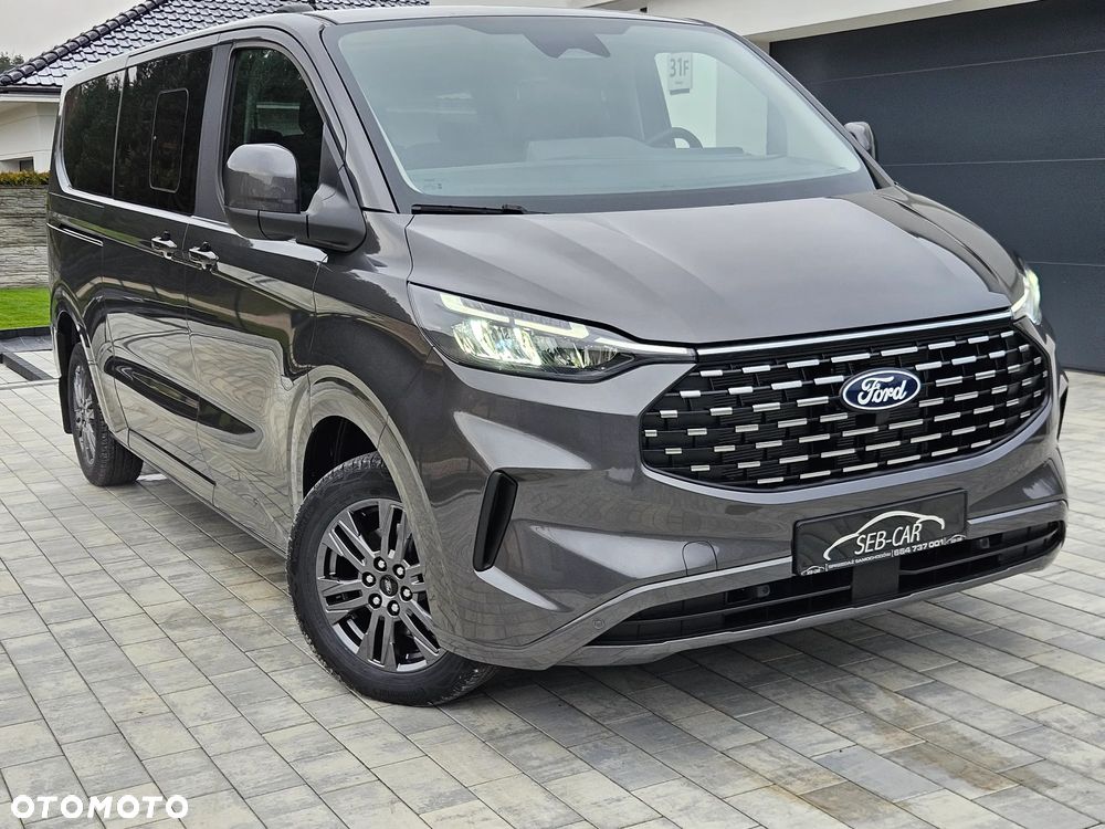 Ford Tourneo Custom 2.0 EcoBlue 320 L2 Titanium - 4
