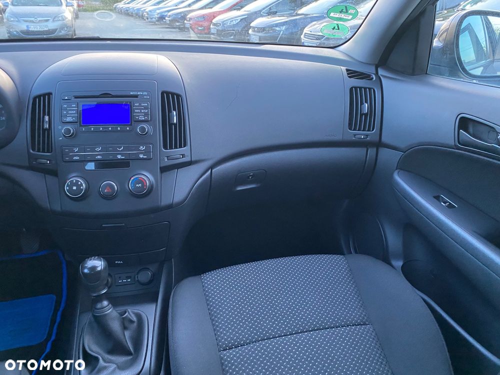 Hyundai i30 1.4 Comfort - 30
