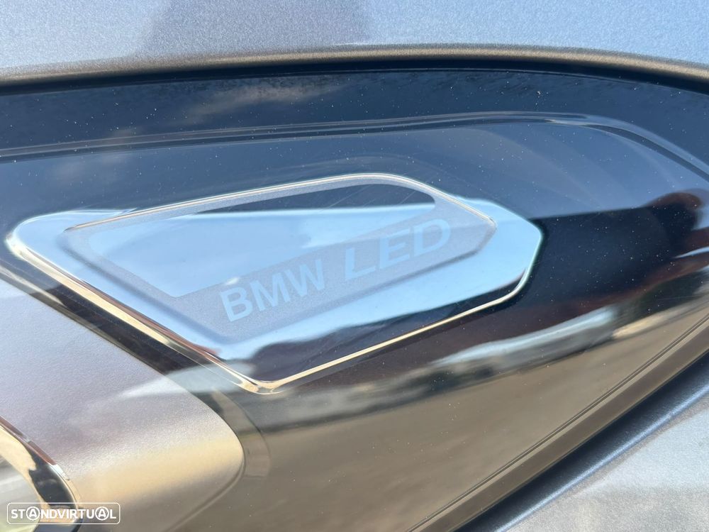 BMW 320 e Pack Desportivo M Auto - 7