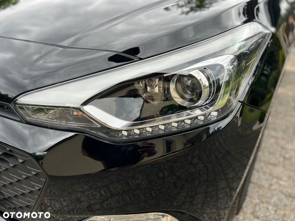Hyundai i20 1.4 Trend - 12