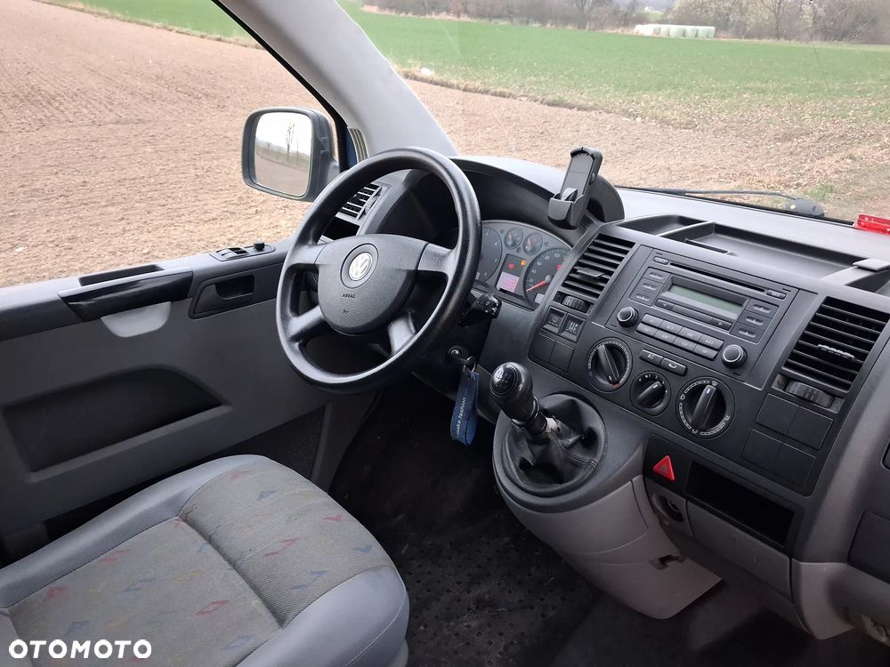 Volkswagen TRANSPORTER T5 - 7