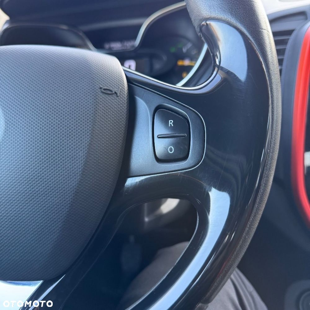 Renault Captur - 39