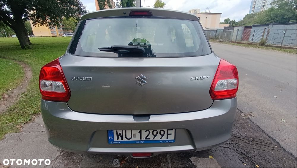 Suzuki Swift - 1