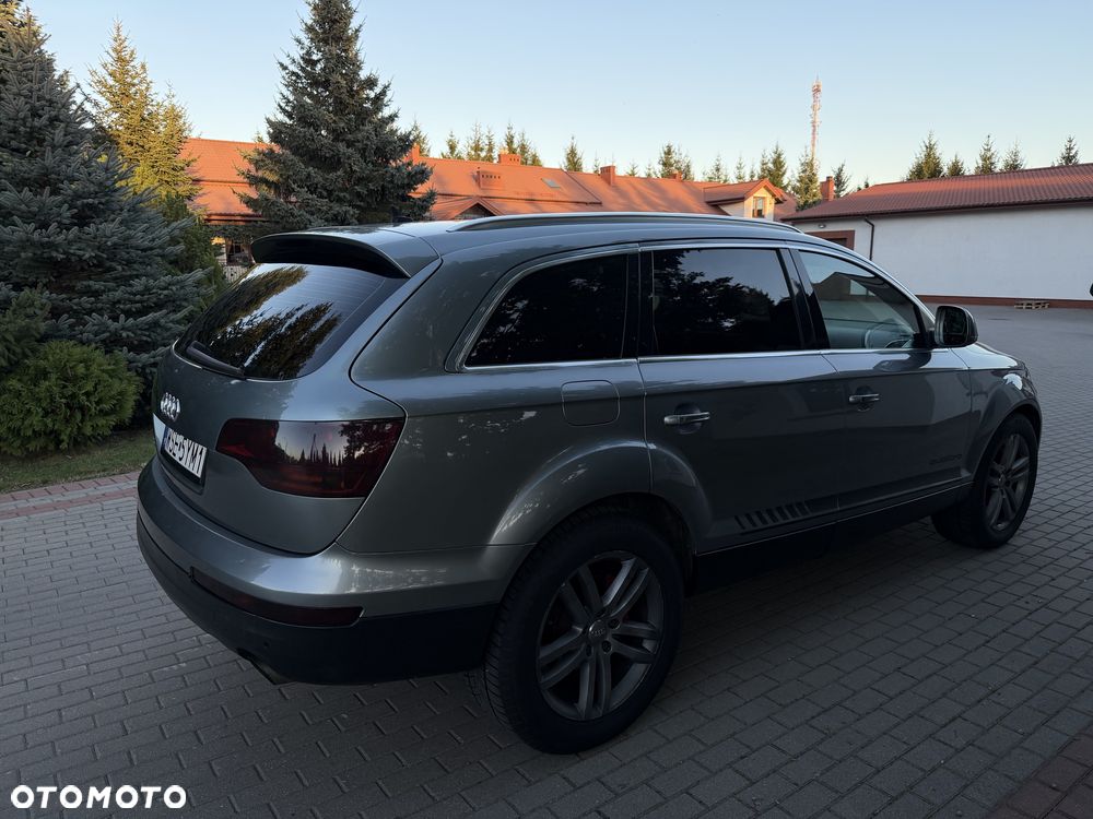 Audi Q7 - 4