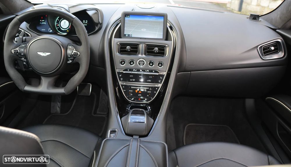 Aston Martin DBS Coupe Superleggera - 42