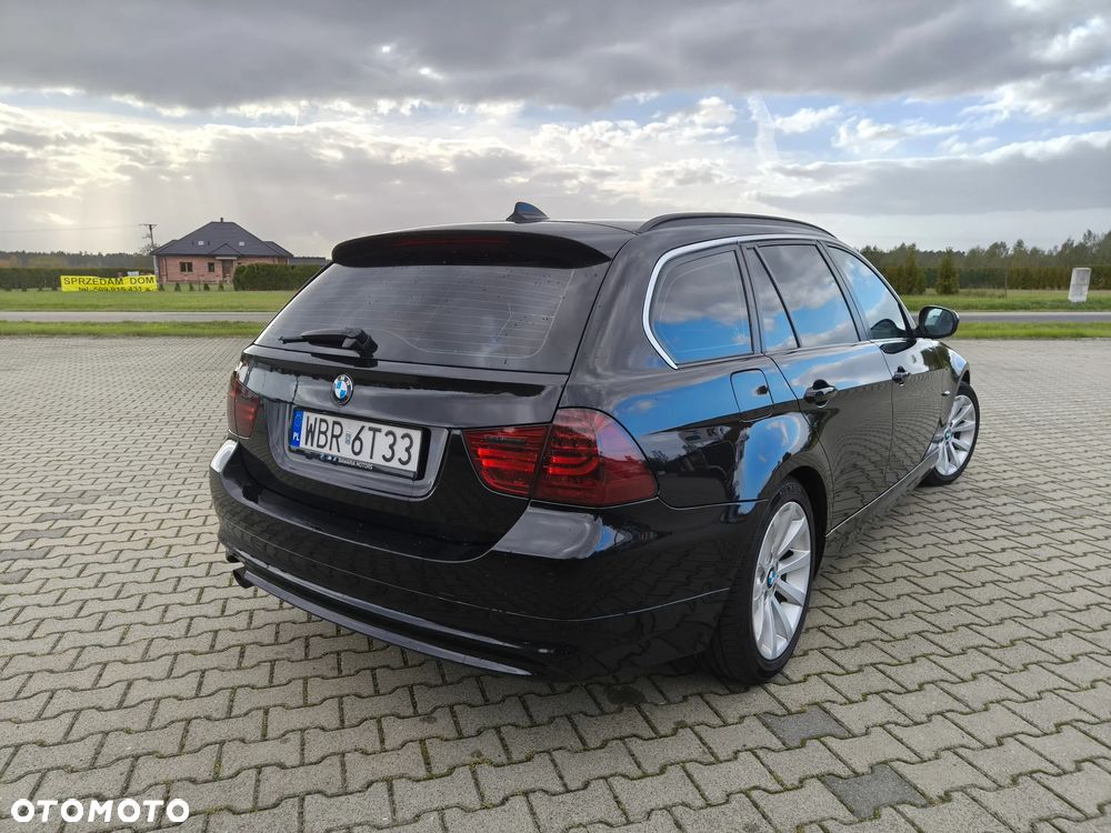 BMW Seria 3 318d - 3