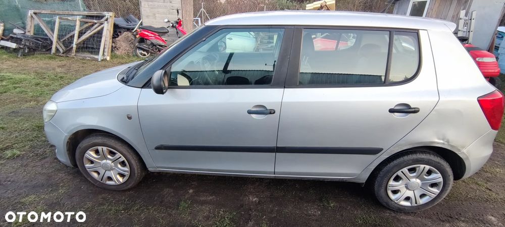 Skoda Fabia 1.2 HTP Active - 2