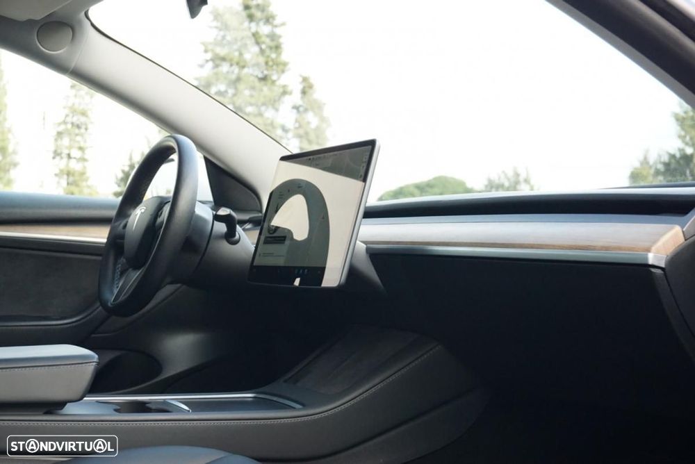 Tesla Model 3 Long Range AWD Dual Motor - 25