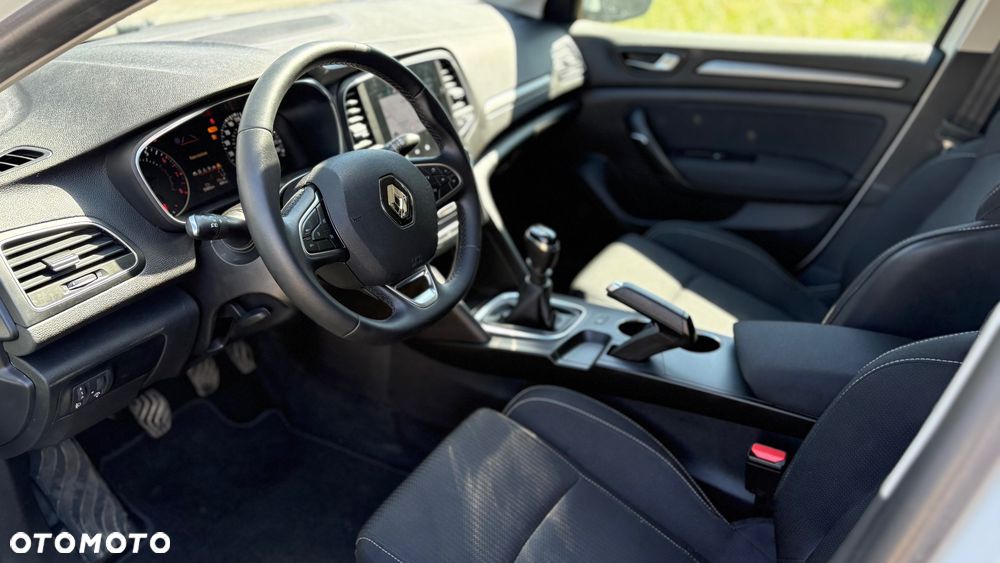 Renault Megane 1.0 TCe Zen - 11