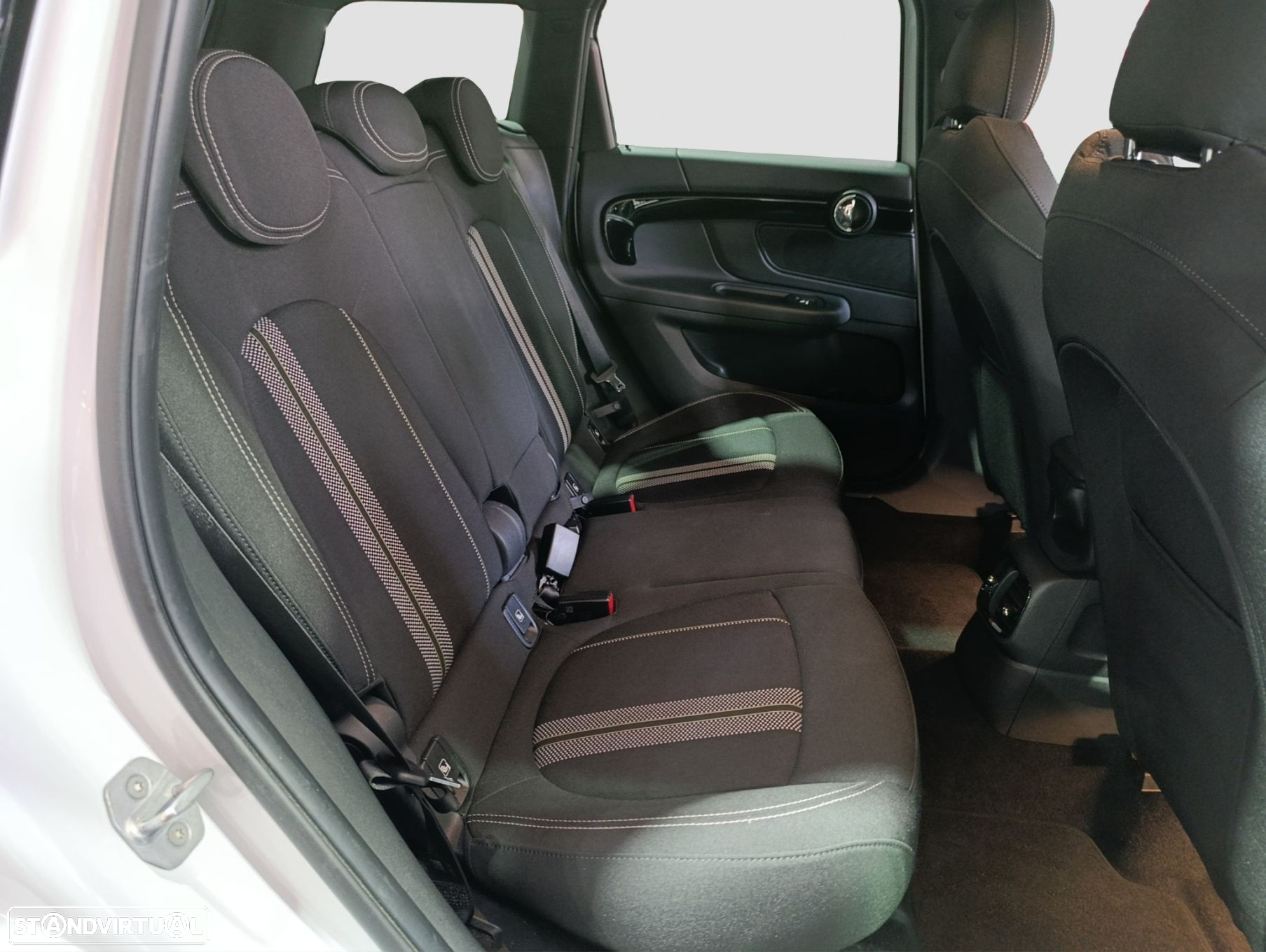 MINI Countryman Cooper D - 24
