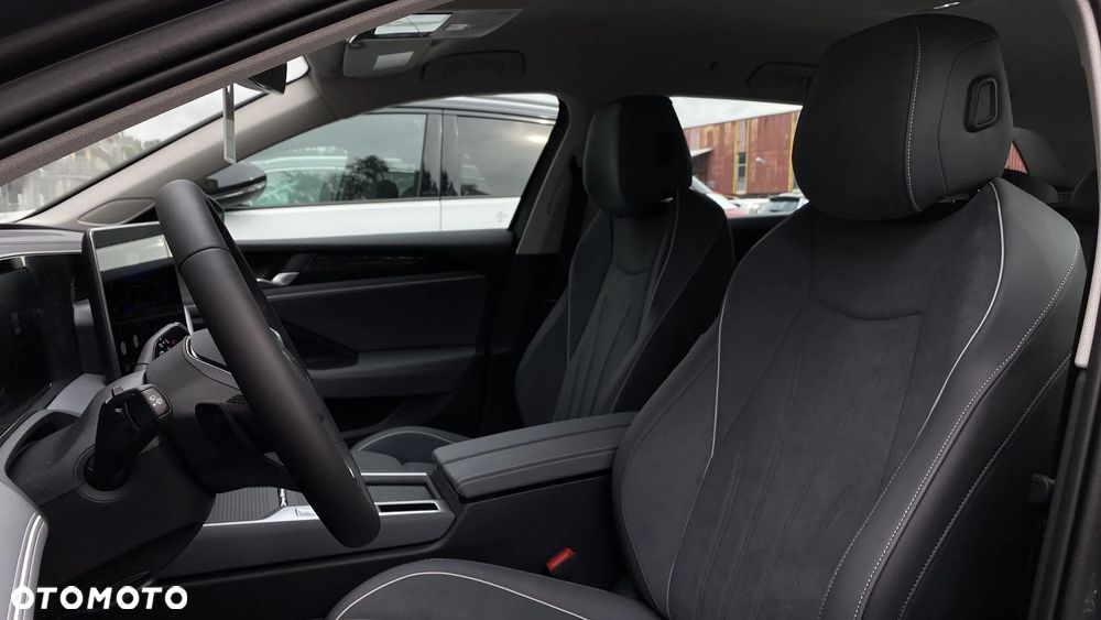 Volkswagen Passat Variant 2.0 TDI SCR Business Plus DSG - 10