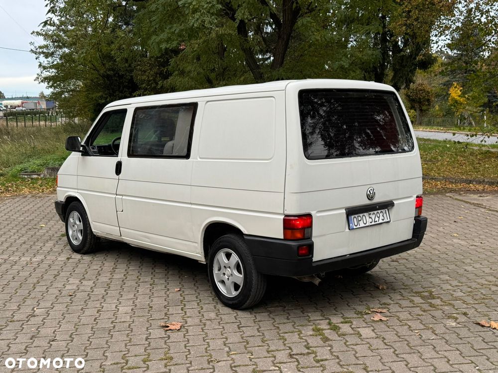 Volkswagen Transporter - 2