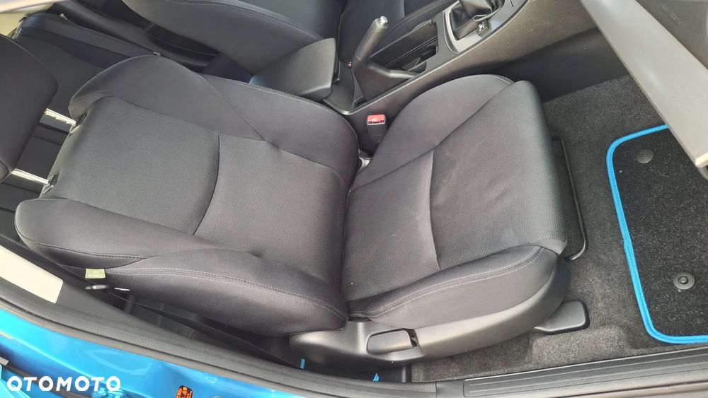 Mazda 3 1.6 Exclusive - 24