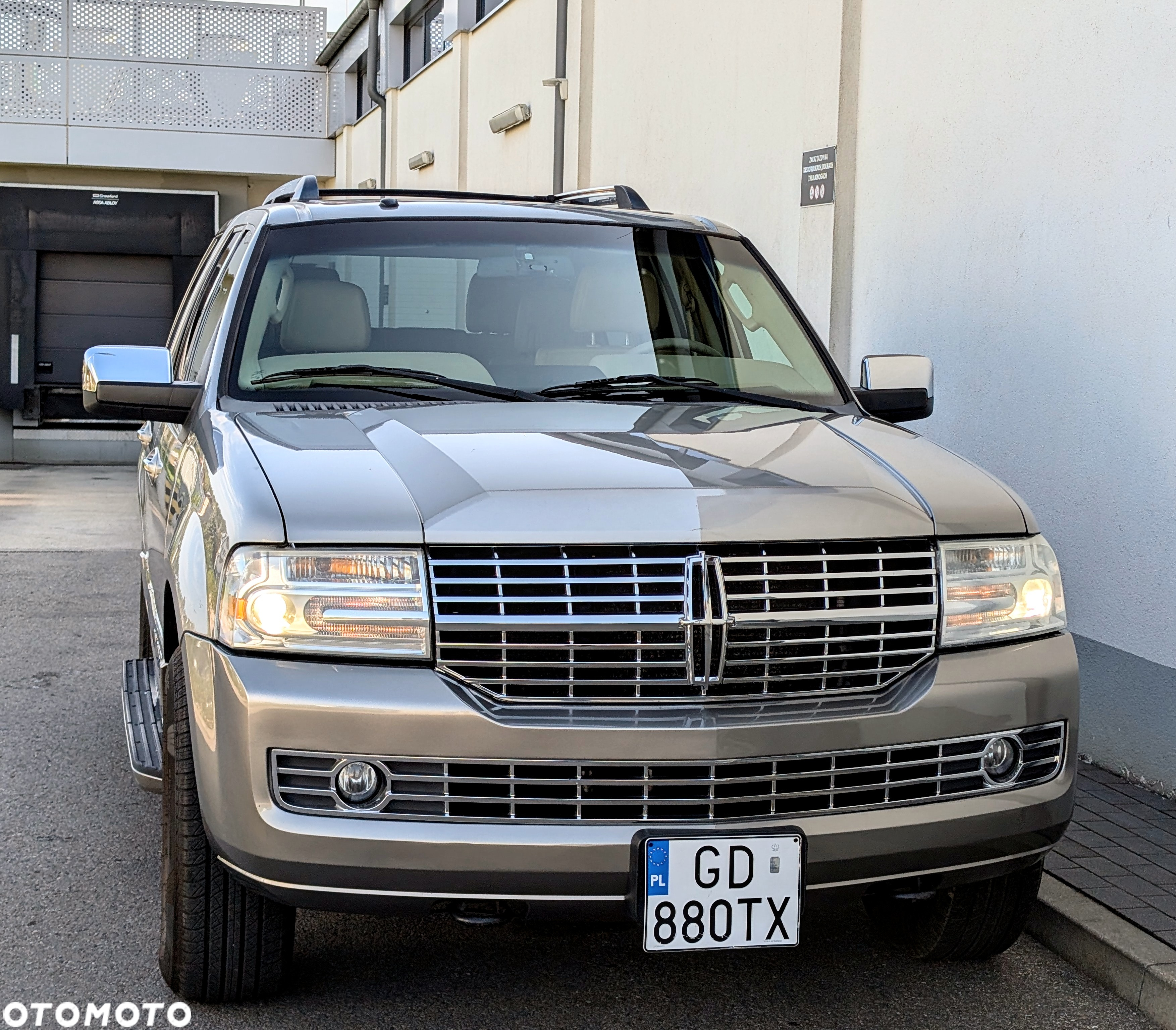 Lincoln Navigator 5.4 4x4 - 10