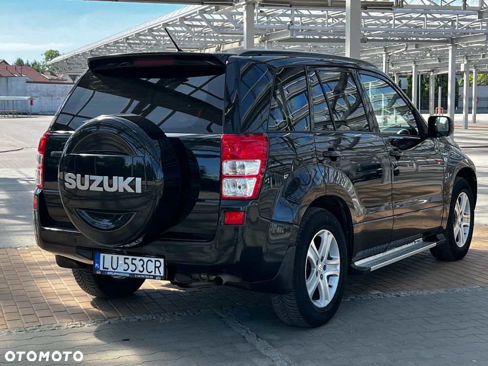 Suzuki Grand Vitara 2.0 De Luxe - 8