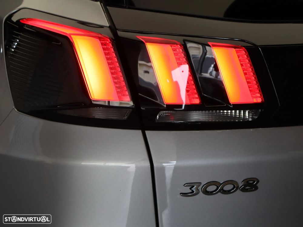 Peugeot 3008 BlueHDi 130 Stop & Start EAT8 Allure - 10