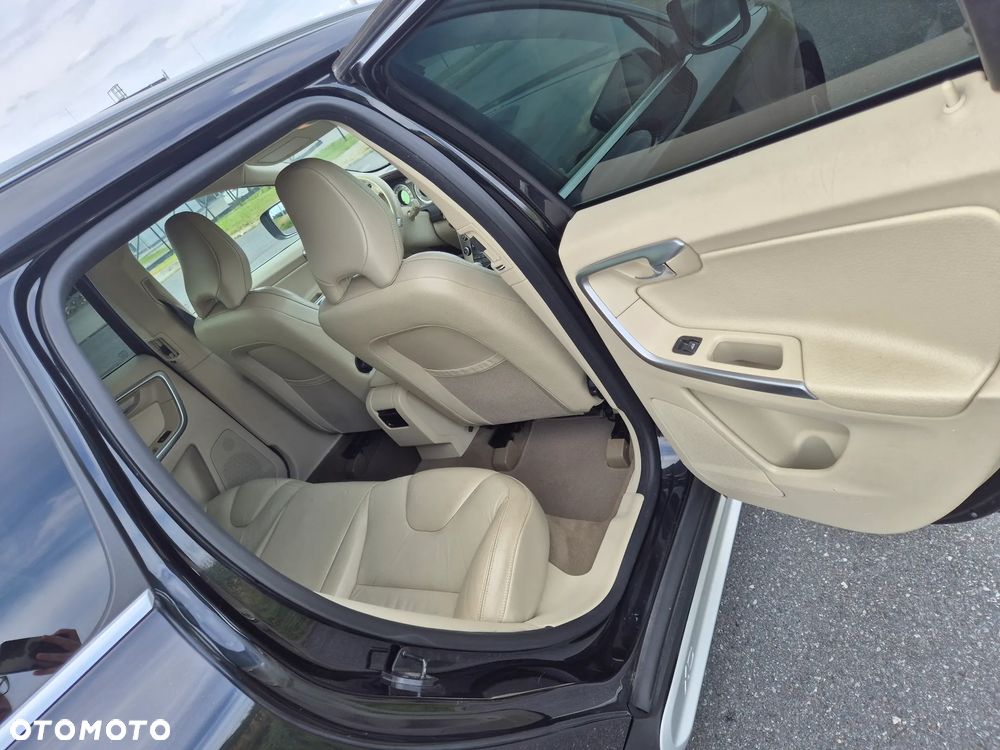 Volvo XC 60 - 7