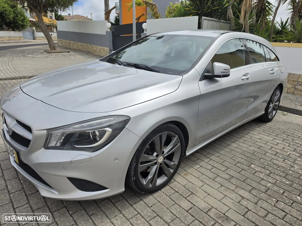 Mercedes-Benz CLA 180 d Shooting Brake - 11