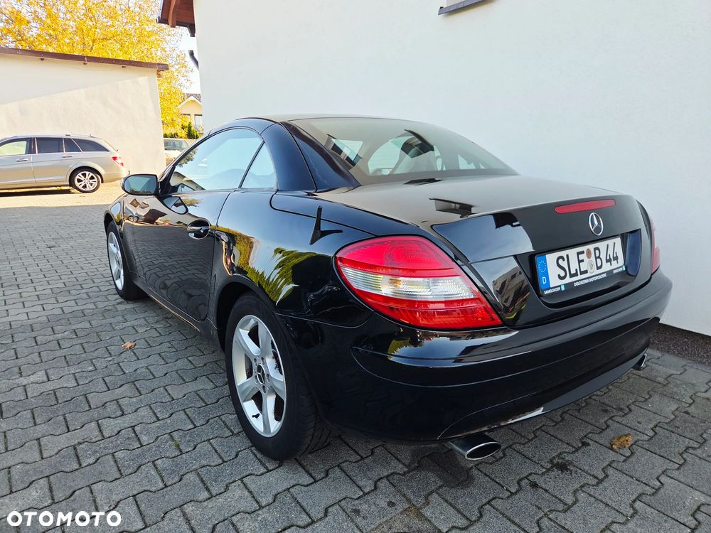 Mercedes-Benz SLK - 16
