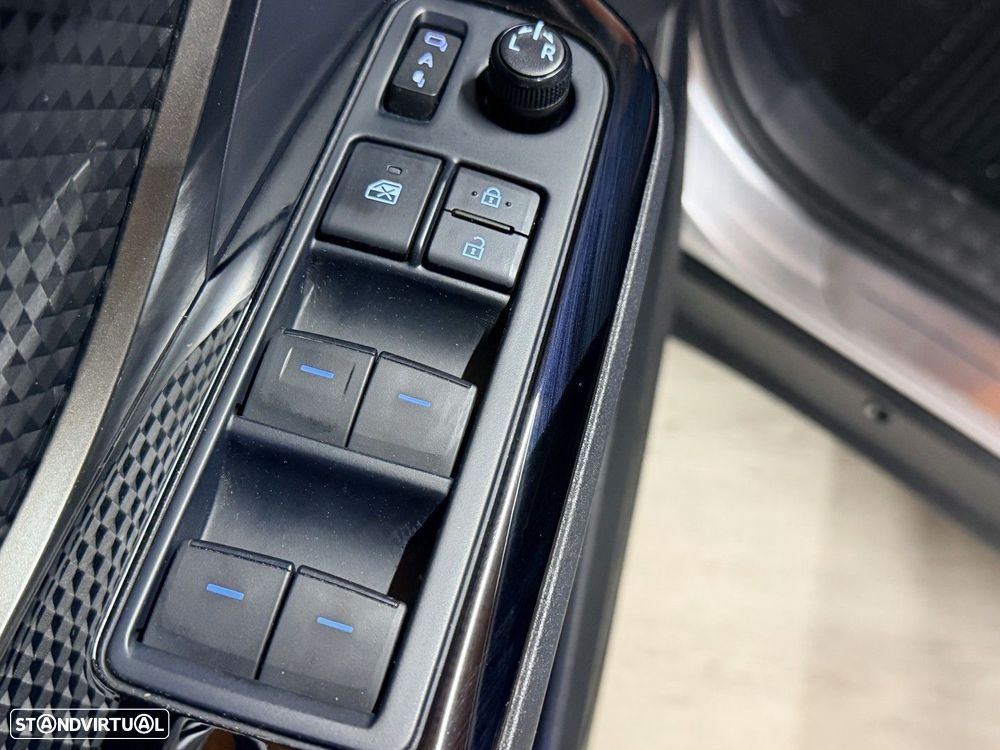 Toyota C-HR 1.8 Hybrid Exclusive+P.Luxury - 23