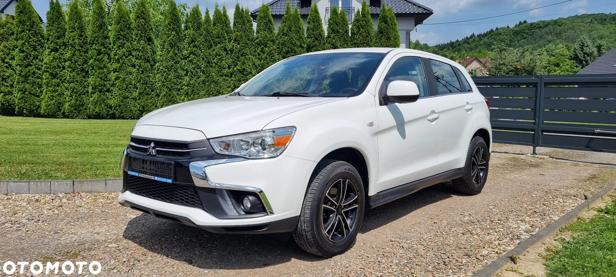 Mitsubishi ASX 1.6 Intense Plus Navi Blue Edition - 6