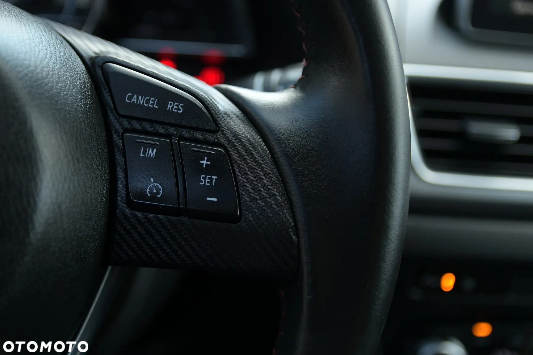 Mazda 3 SKYACTIV-G 120 Urban Limited - 25