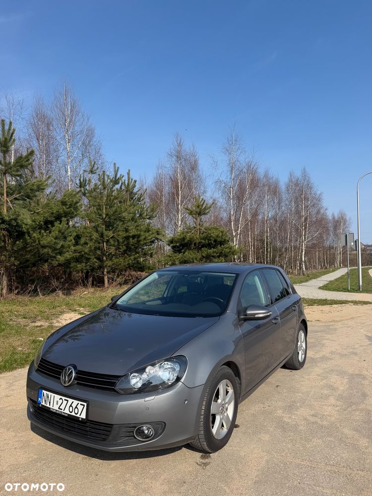 Volkswagen Golf 1.6 TDI DPF BlueMotion Technology Comfortline - 4