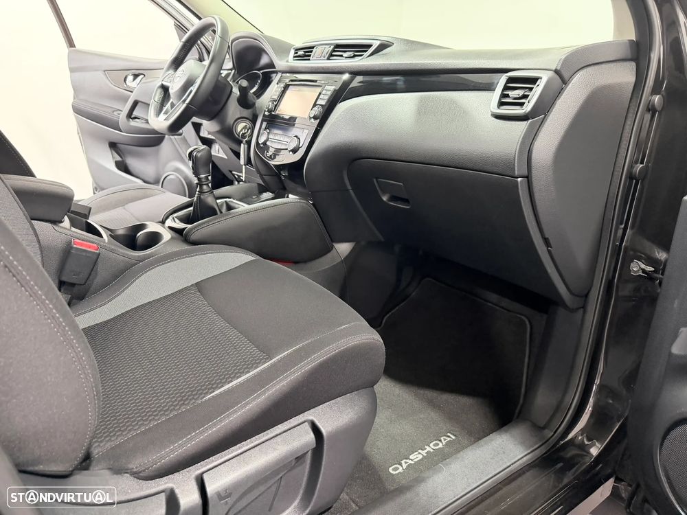 Nissan Qashqai 1.5 dCi N-Connecta - 35