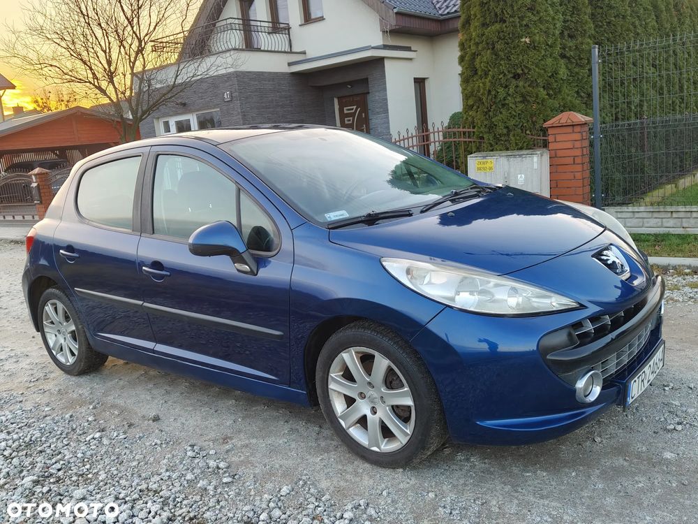 Peugeot 207 1.6 HDi Presence - 1