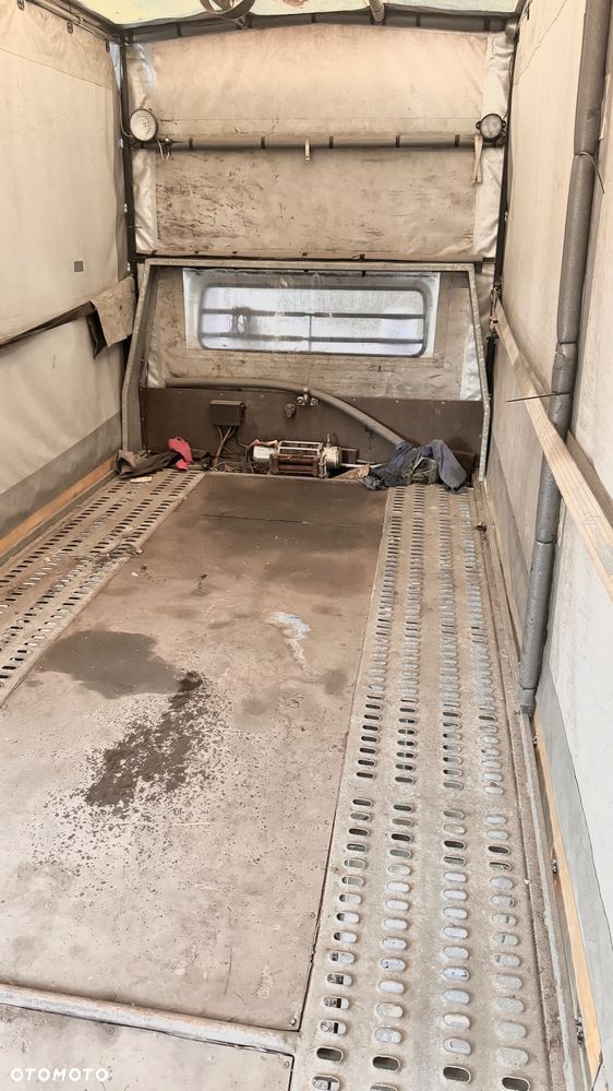 Mercedes-Benz Sprinter - 17