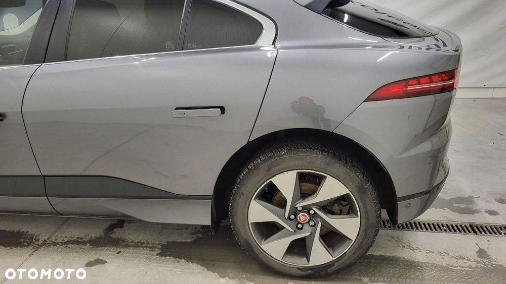 Jaguar I-Pace - 9