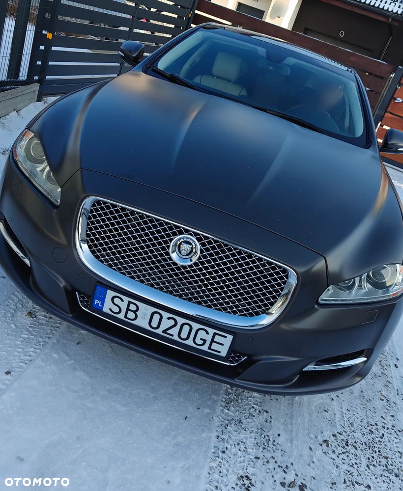 Jaguar Xj