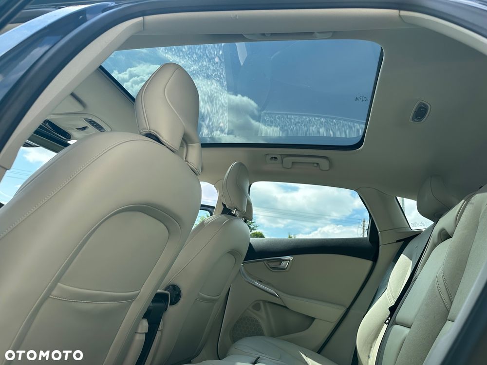 Volvo V40 D2 Drive-E Ocean Race - 19