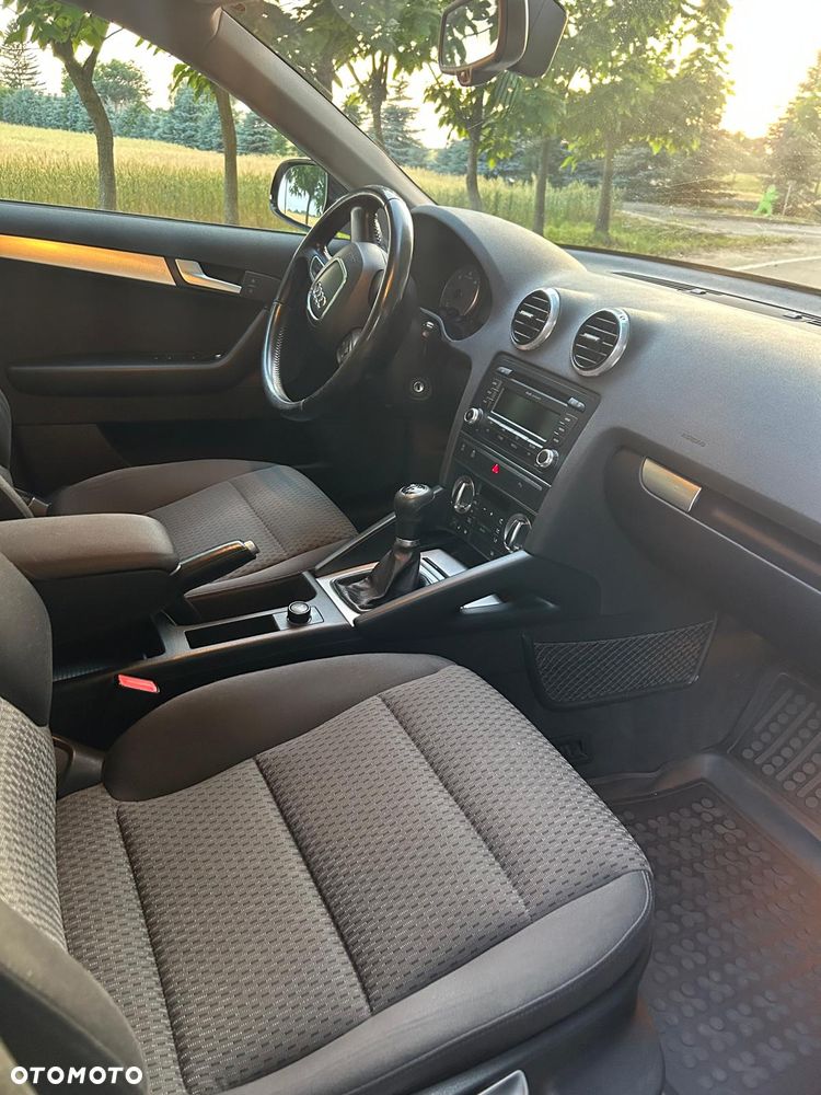 Audi A3 Sportback 2.0 TDI DPF Ambition - 10