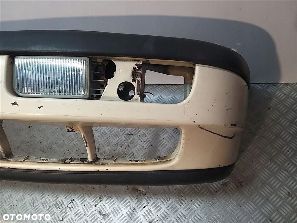 Zderzak przód przedni VW Passat B4 1993-1997 LR10 ŻÓŁTY - 3