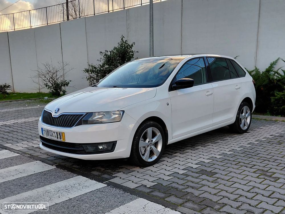Skoda Rapid Spaceback 1.6 TDi Elegance - 1