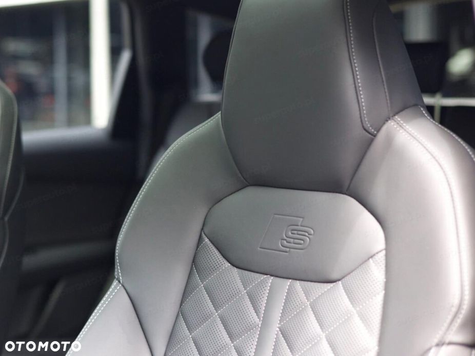Audi Q7 - 4