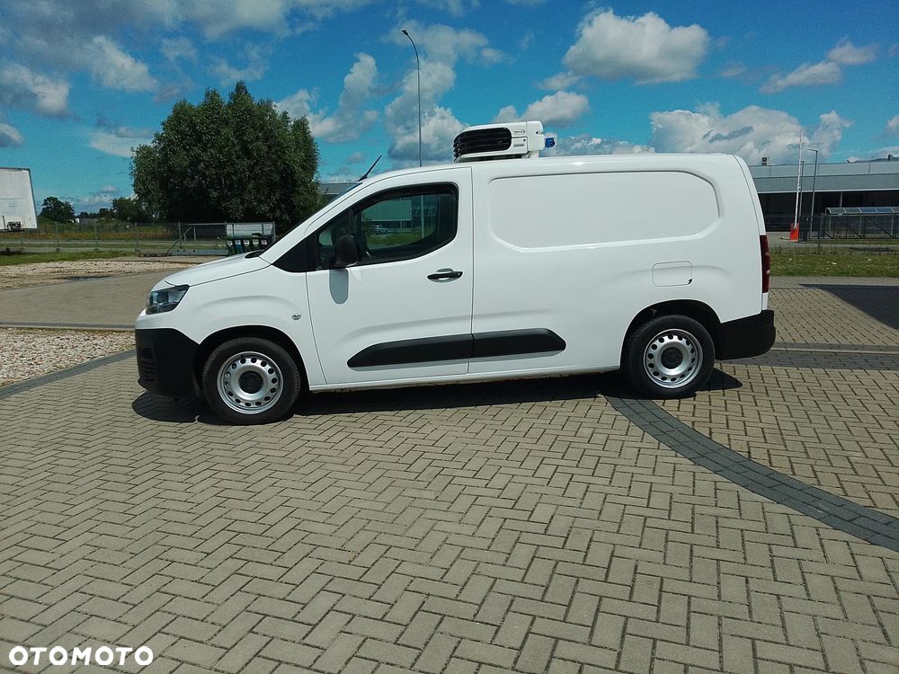 Toyota Proace Berlingo Partner Combo Doblo L2 Izoterma Chłodnia 230V Salon PL 3 osoby 2 EUPal 2,5 DMC - 3
