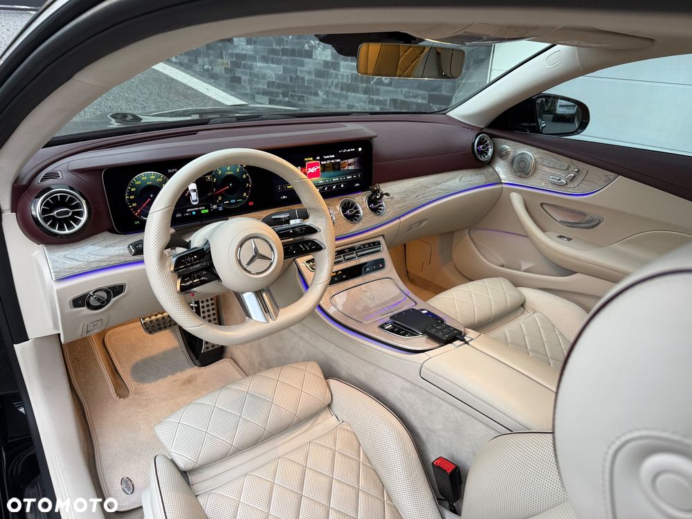 Mercedes-Benz Klasa E 450 4Matic 9G-TRONIC AMG Line - 16