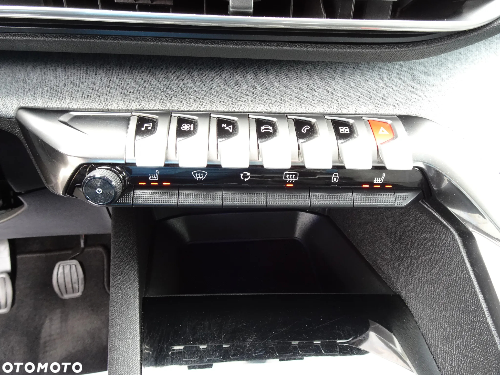 Peugeot 3008 1.5 BlueHDi Allure S&S - 37