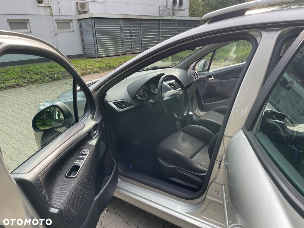 Peugeot 207 120 VTi Automatik Premium - 16