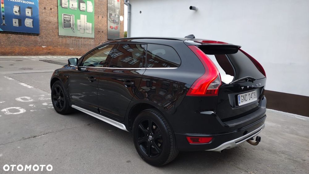 Volvo XC 60 D3 AWD R-Design - 3