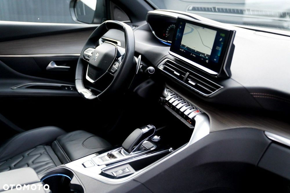Peugeot 3008 - 24