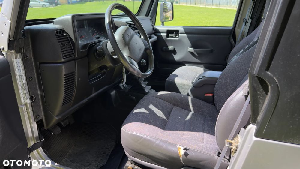 Jeep Wrangler 4.0 - 7