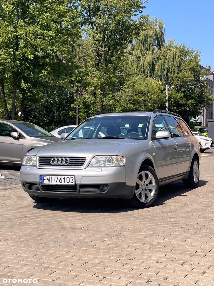 Audi A6 Avant - 1