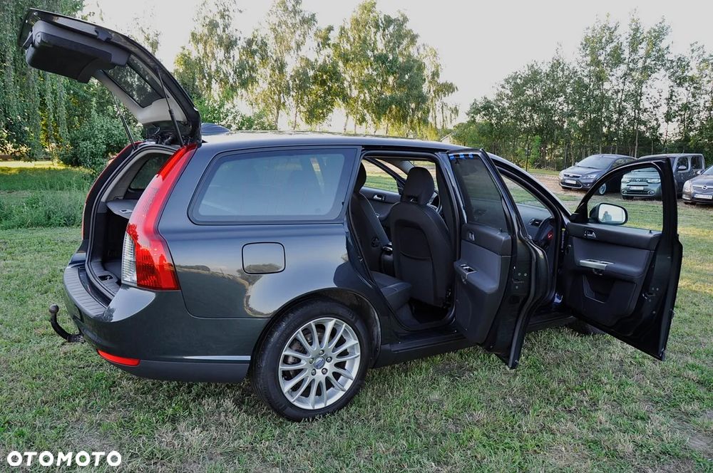 Volvo V50 1.8 Momentum - 9