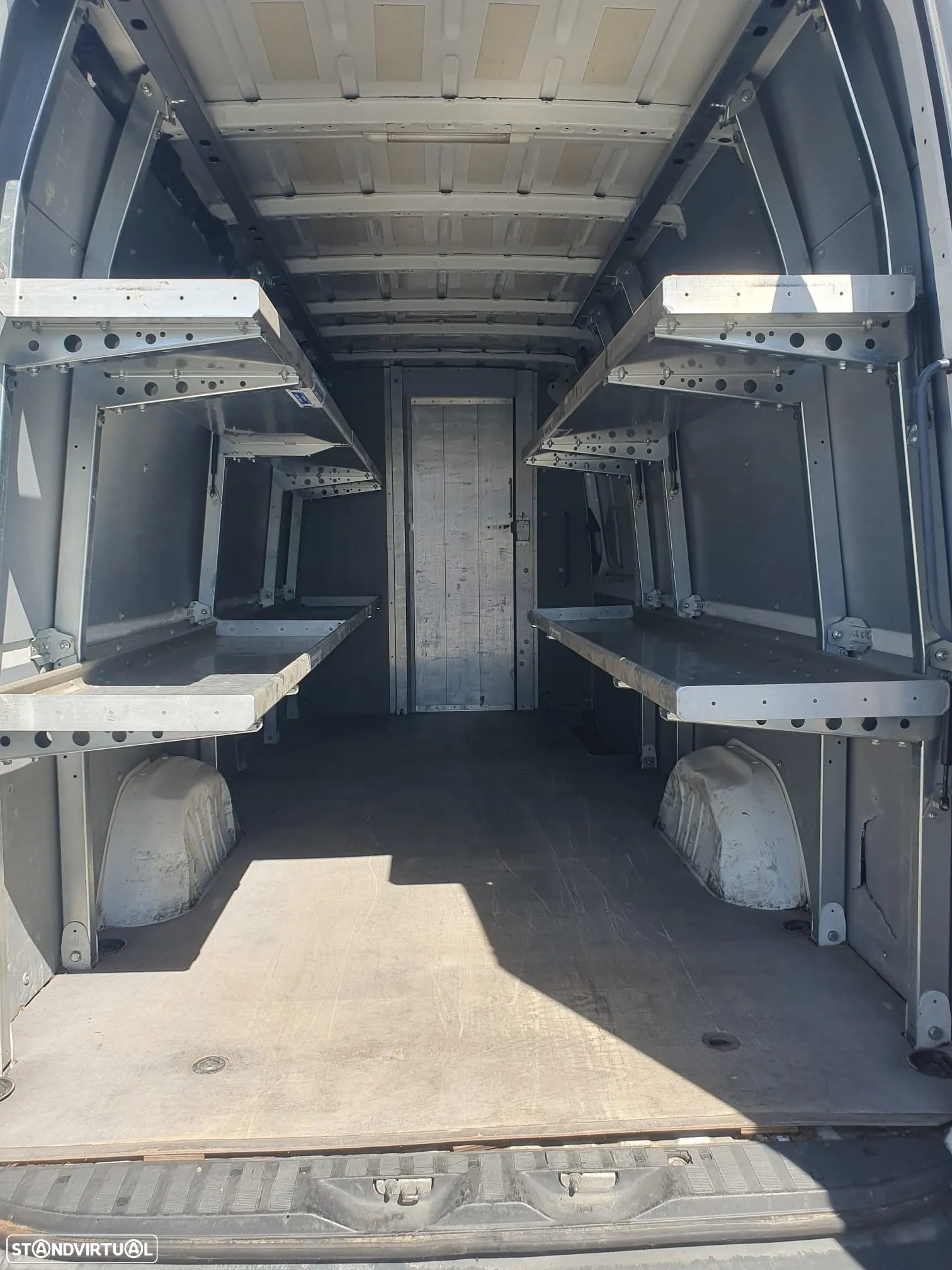 Mercedes-Benz Sprinter Longa - 9