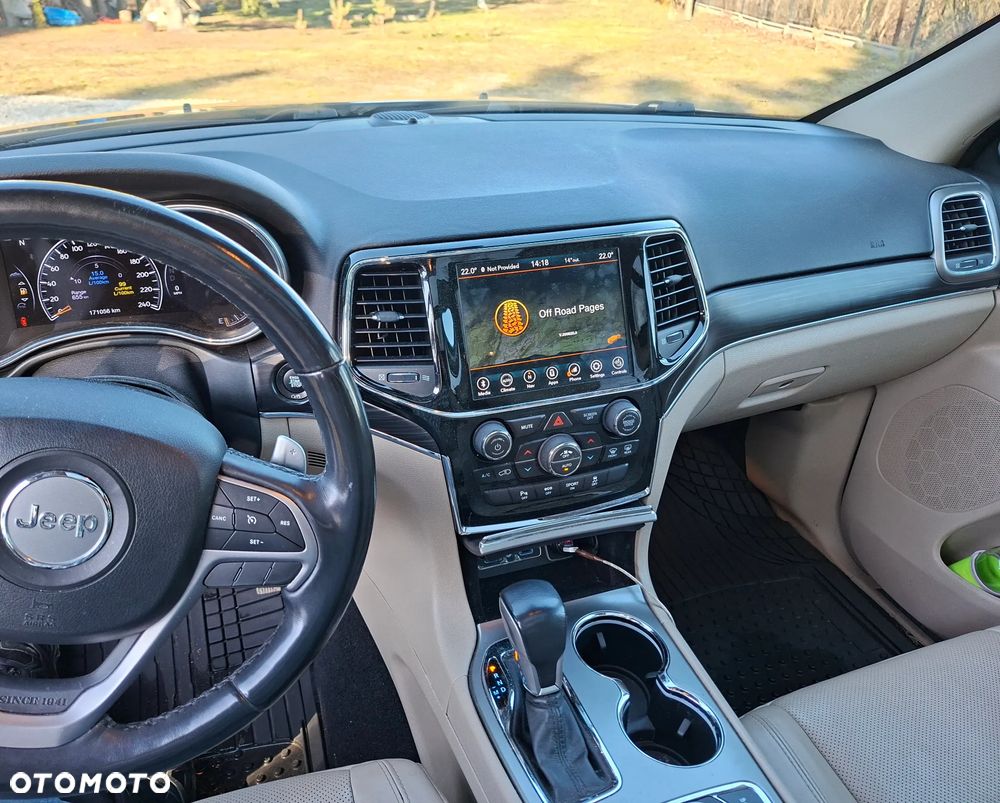 Jeep Grand Cherokee - 15