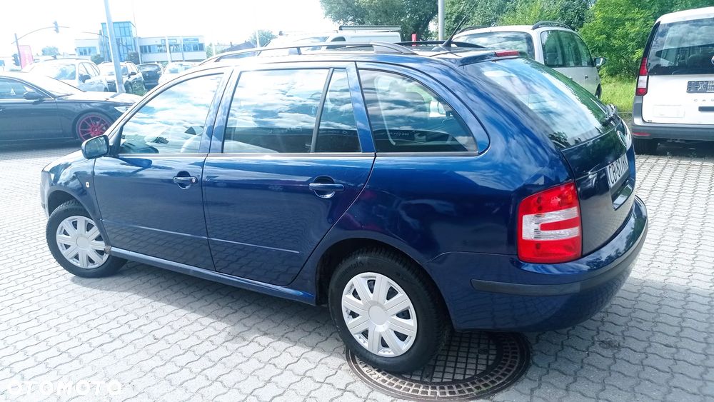 Skoda Fabia 1.4 16V Combi Comfort - 11
