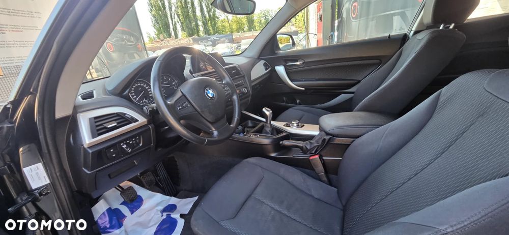 BMW Seria 1 114d Sport Line - 30